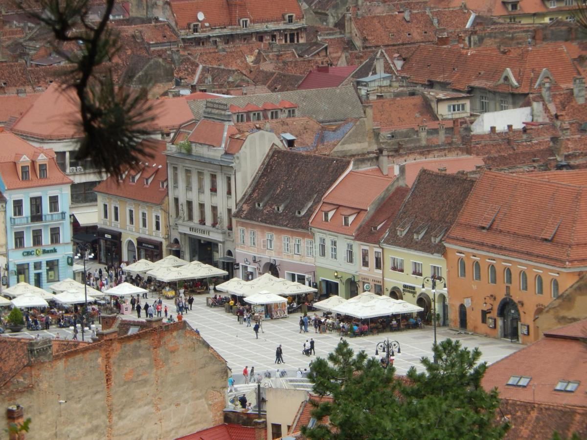 Гостевой дом 4 Rooms Piata Sfatului Брашов