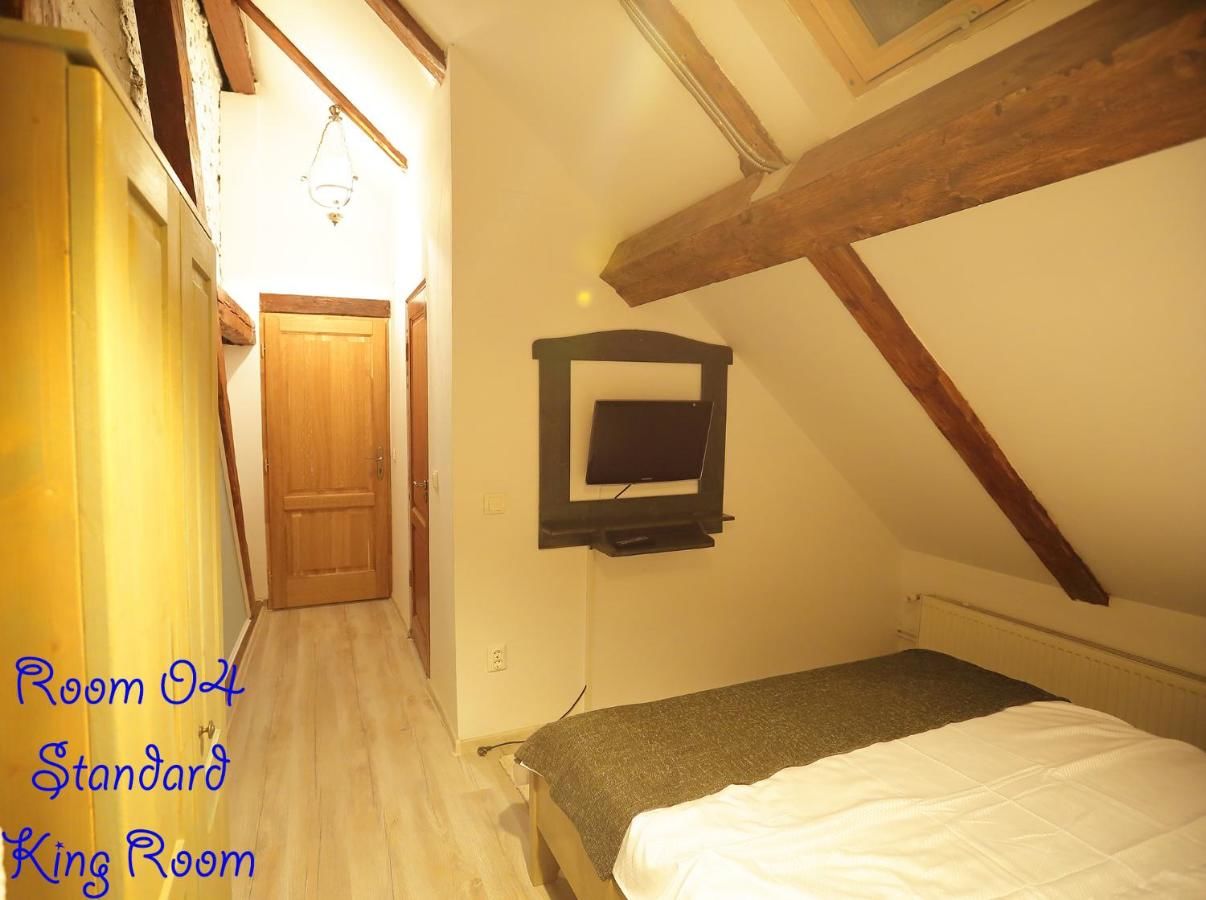 Гостевой дом 4 Rooms Piata Sfatului Брашов-26