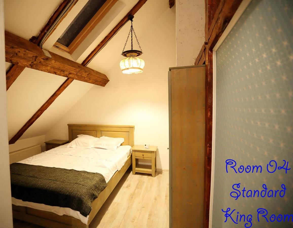 Гостевой дом 4 Rooms Piata Sfatului Брашов-29