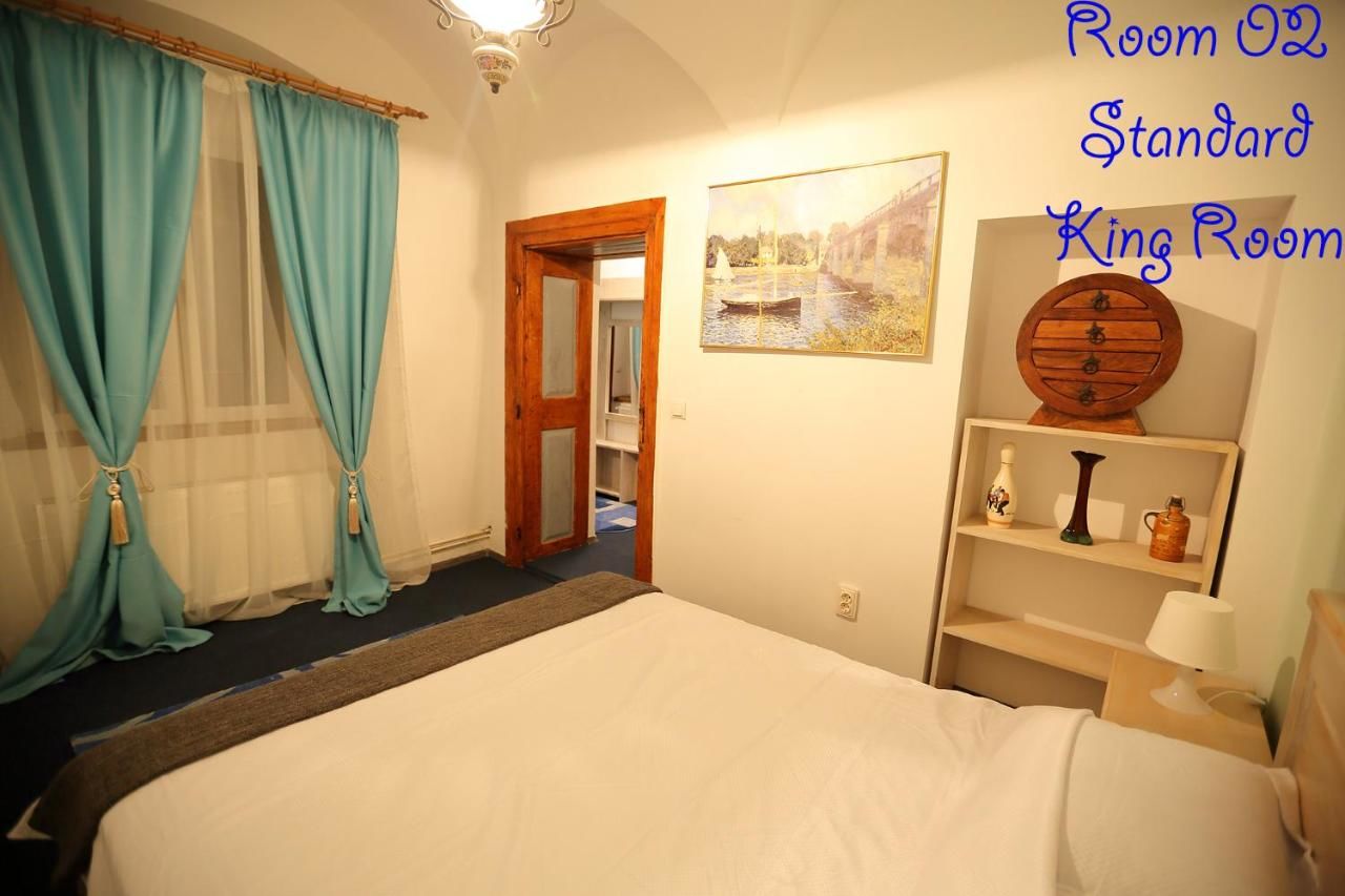 Гостевой дом 4 Rooms Piata Sfatului Брашов