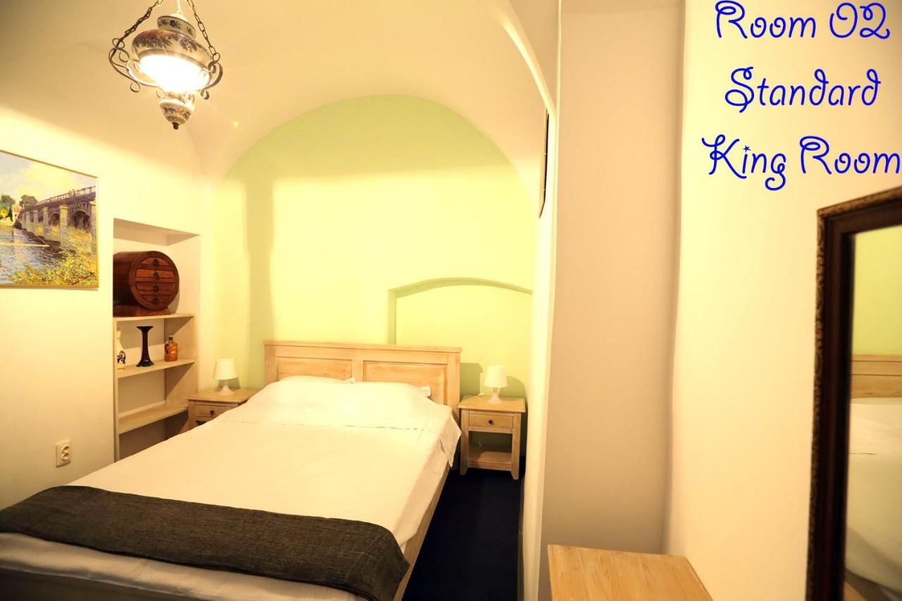 Гостевой дом 4 Rooms Piata Sfatului Брашов