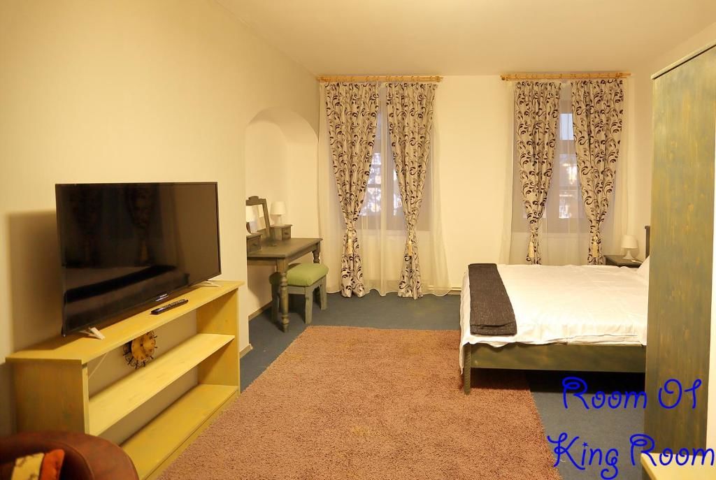 Гостевой дом 4 Rooms Piata Sfatului Брашов